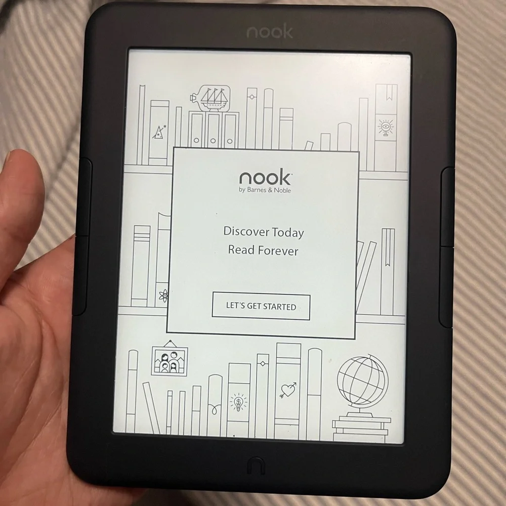 Barnes & Noble NOOK GlowLight 4 eReader — Black